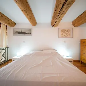  Apartamento Air-conditioned Loft In The Heart Of The Old Port